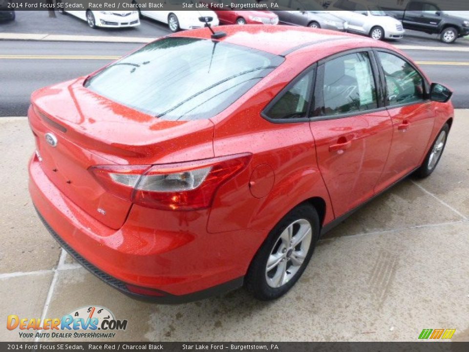 2014 Ford Focus SE Sedan Race Red / Charcoal Black Photo #5
