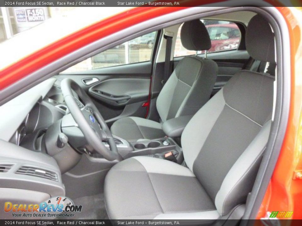 2014 Ford Focus SE Sedan Race Red / Charcoal Black Photo #10