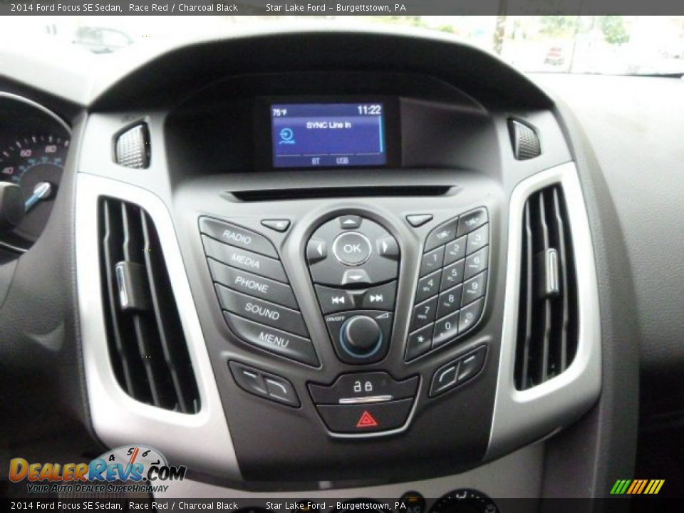 2014 Ford Focus SE Sedan Race Red / Charcoal Black Photo #16