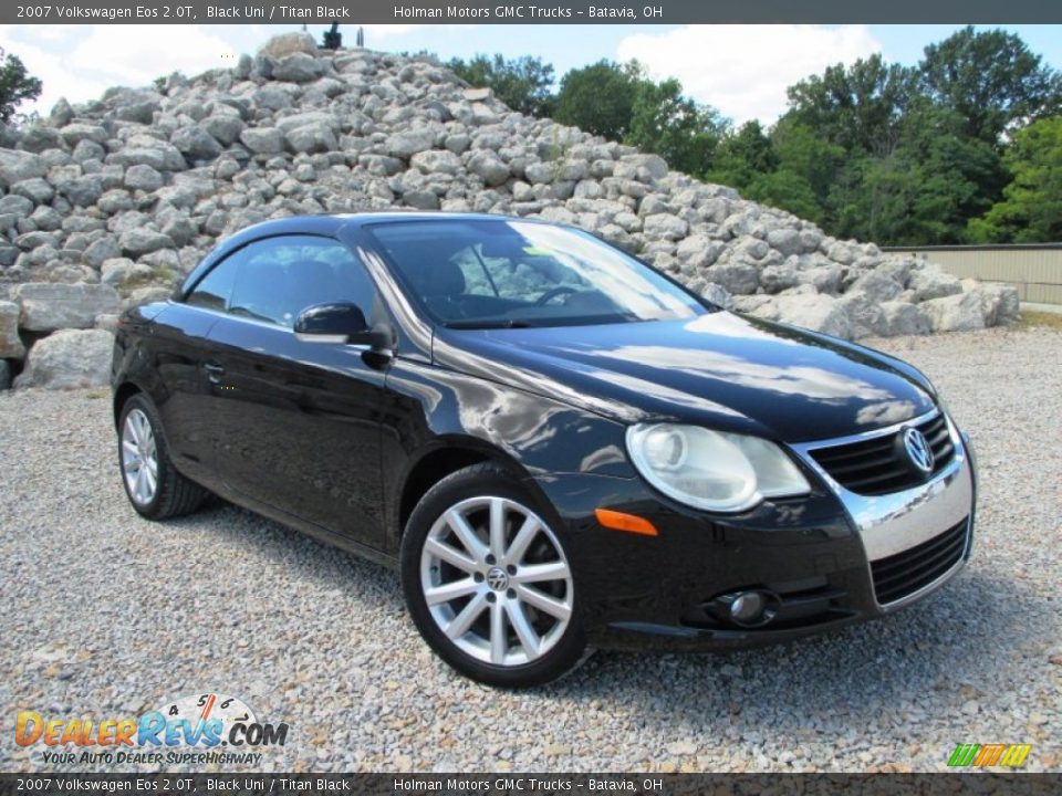Front 3/4 View of 2007 Volkswagen Eos 2.0T Photo #1