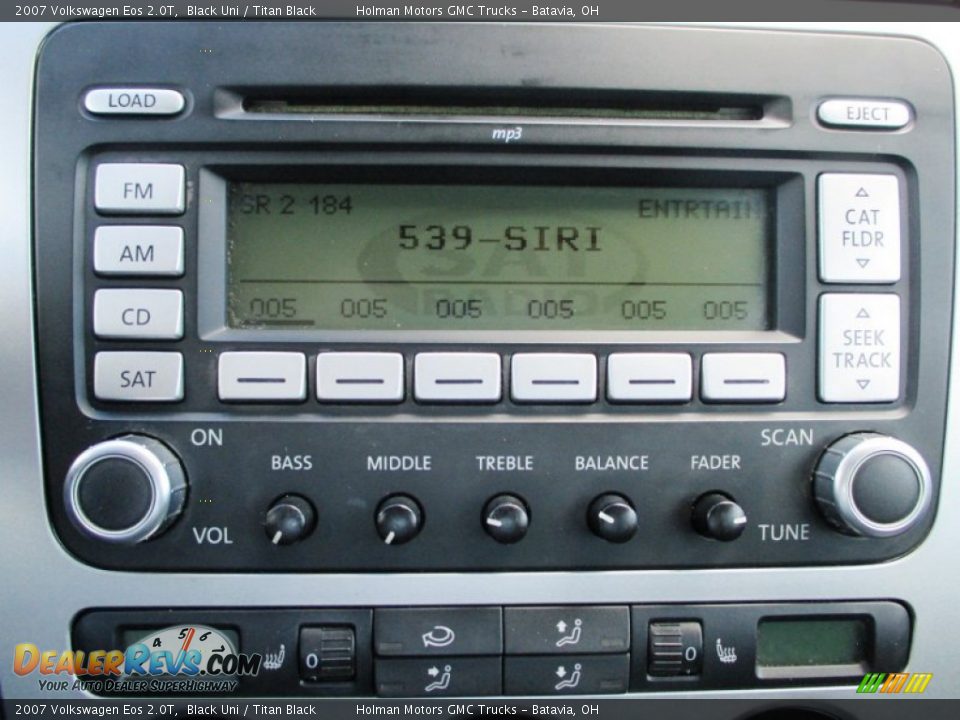 Audio System of 2007 Volkswagen Eos 2.0T Photo #8