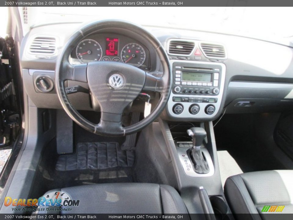 2007 Volkswagen Eos 2.0T Black Uni / Titan Black Photo #18