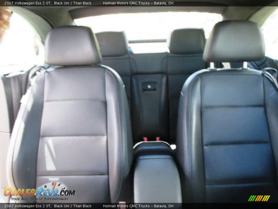 2007 Volkswagen Eos 2.0T Black Uni / Titan Black Photo #24