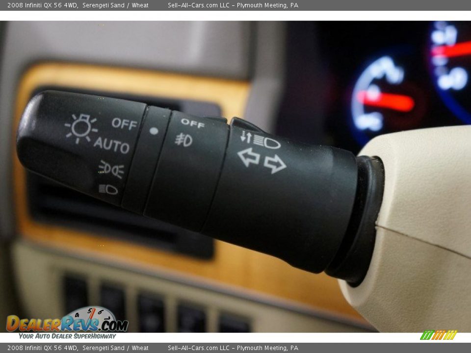 Controls of 2008 Infiniti QX 56 4WD Photo #34