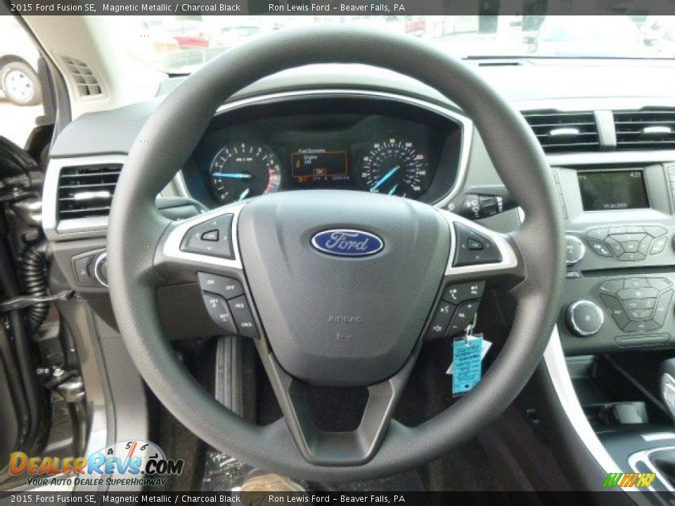 2015 Ford Fusion SE Steering Wheel Photo #19