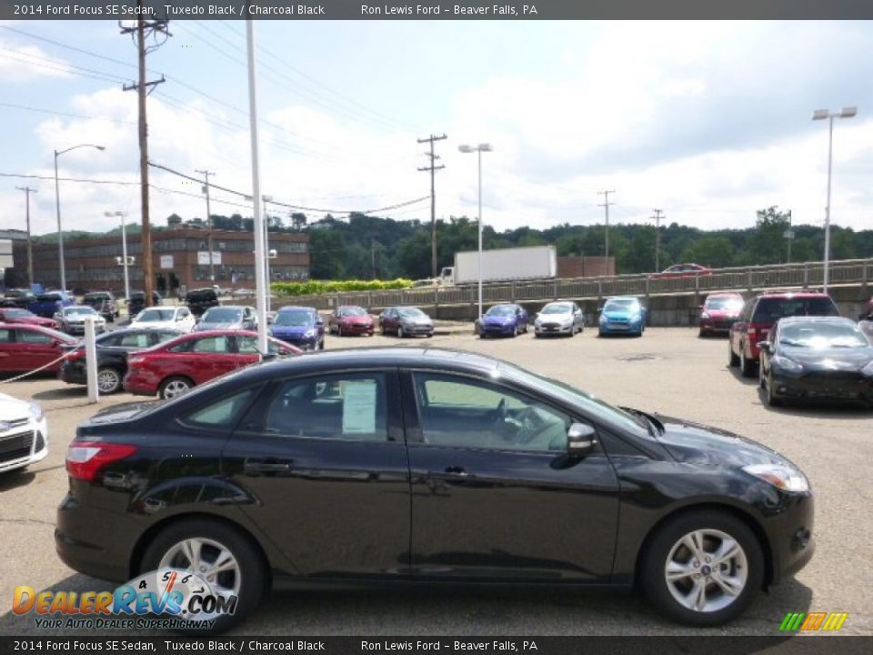 2014 Ford Focus SE Sedan Tuxedo Black / Charcoal Black Photo #1