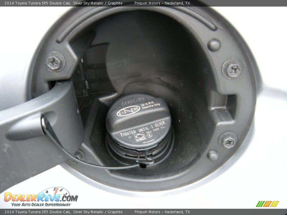 2014 Toyota Tundra SR5 Double Cab Silver Sky Metallic / Graphite Photo #15