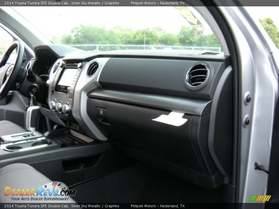 2014 Toyota Tundra SR5 Double Cab Silver Sky Metallic / Graphite Photo #17