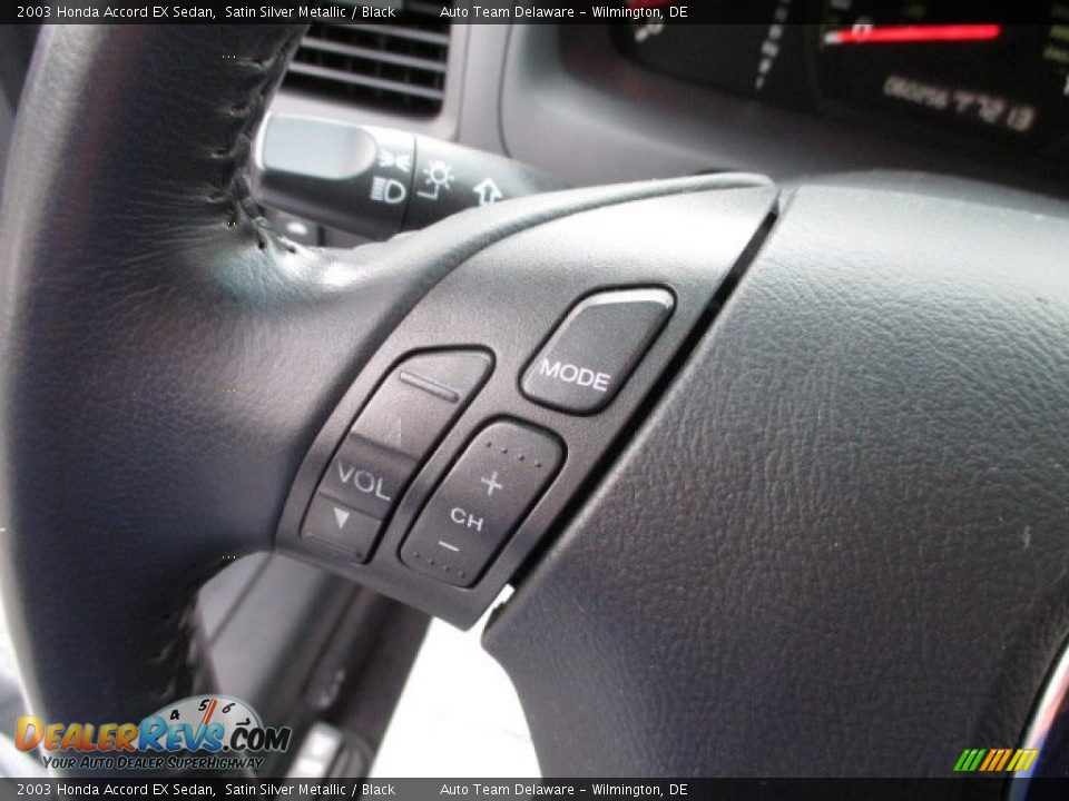 2003 Honda Accord EX Sedan Satin Silver Metallic / Black Photo #28