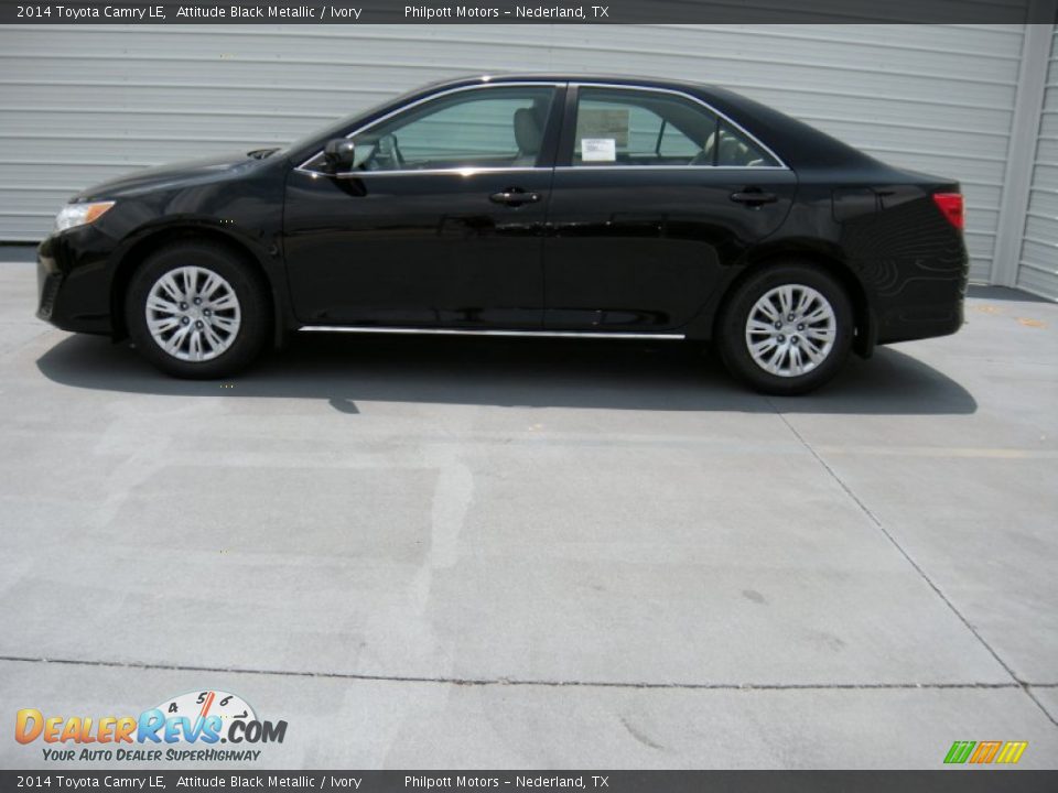 2014 Toyota Camry LE Attitude Black Metallic / Ivory Photo #6