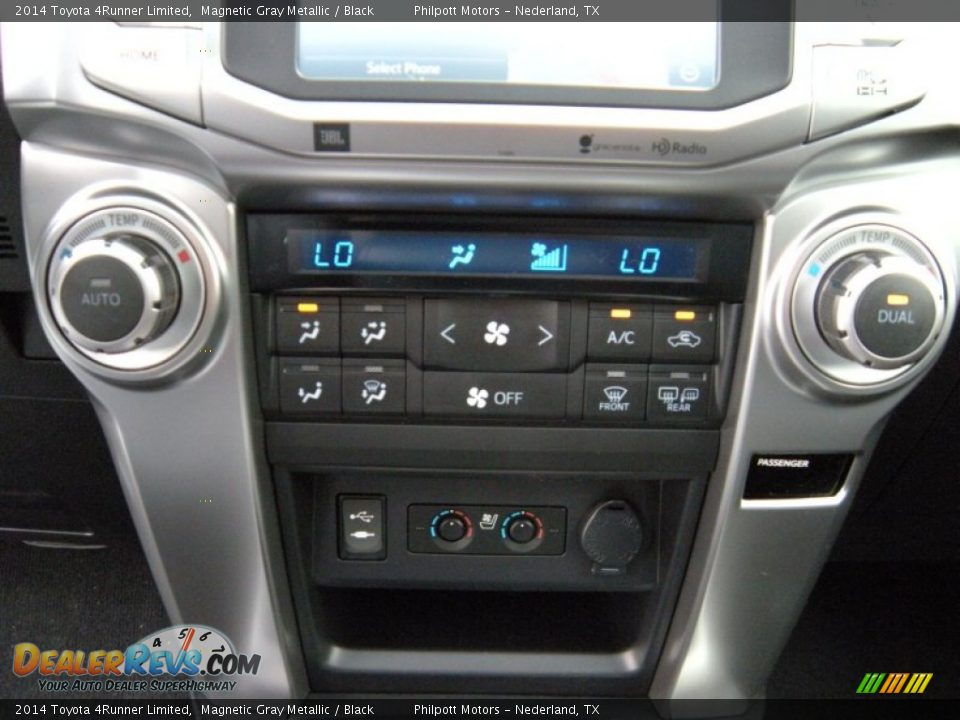 Controls of 2014 Toyota 4Runner Limited Photo #29