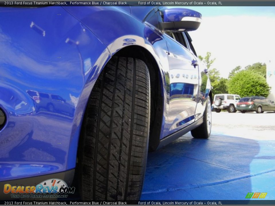 2013 Ford Focus Titanium Hatchback Performance Blue / Charcoal Black Photo #12
