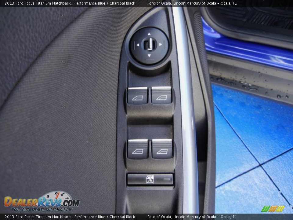 2013 Ford Focus Titanium Hatchback Performance Blue / Charcoal Black Photo #15