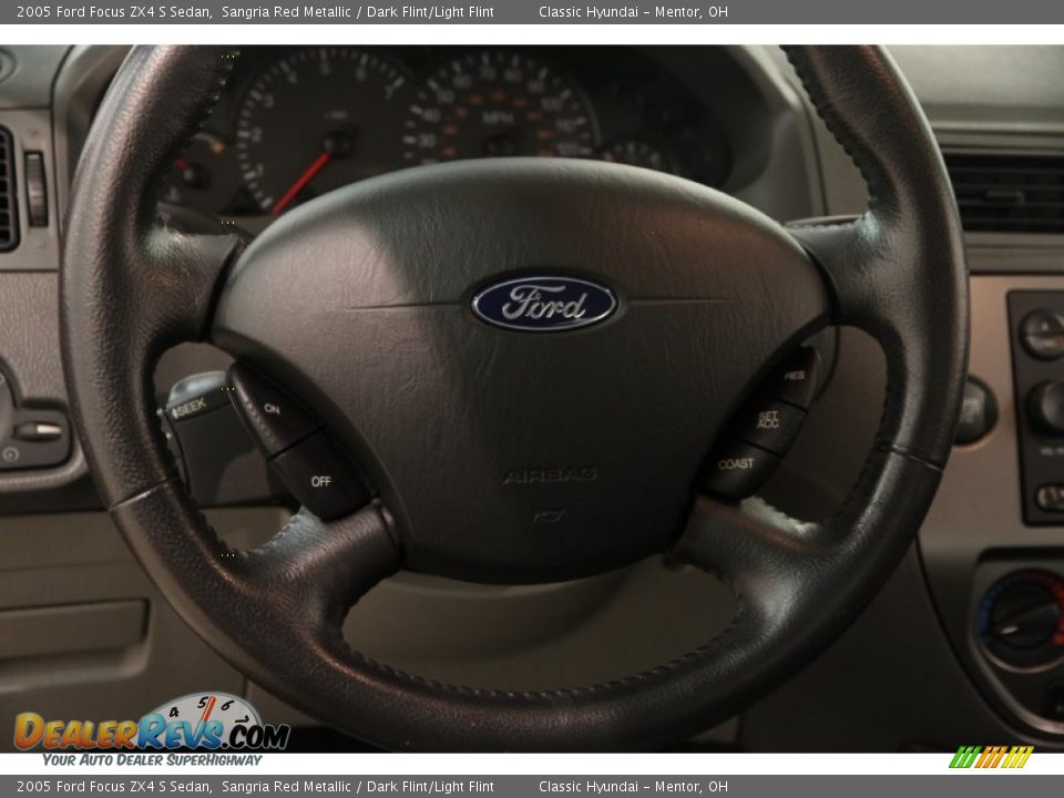 2005 Ford Focus ZX4 S Sedan Steering Wheel Photo #6