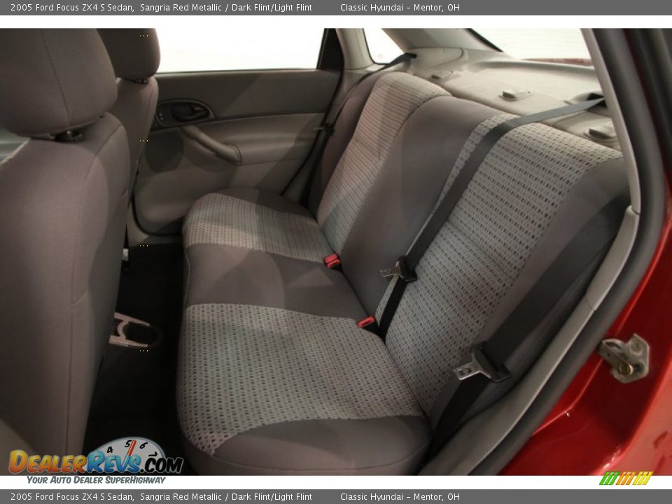 Rear Seat of 2005 Ford Focus ZX4 S Sedan Photo #11