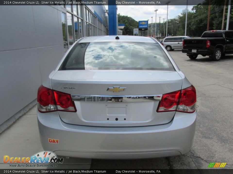 2014 Chevrolet Cruze LS Silver Ice Metallic / Jet Black/Medium Titanium Photo #5