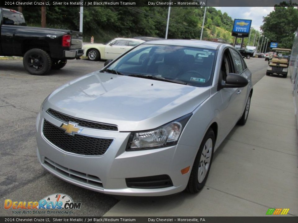 2014 Chevrolet Cruze LS Silver Ice Metallic / Jet Black/Medium Titanium Photo #7