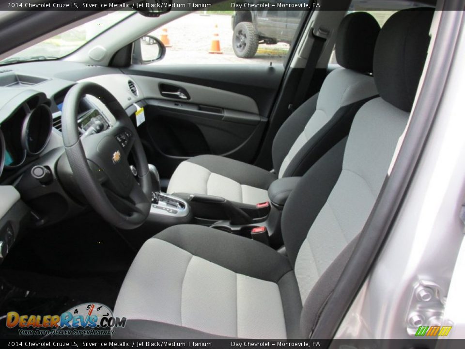 2014 Chevrolet Cruze LS Silver Ice Metallic / Jet Black/Medium Titanium Photo #11