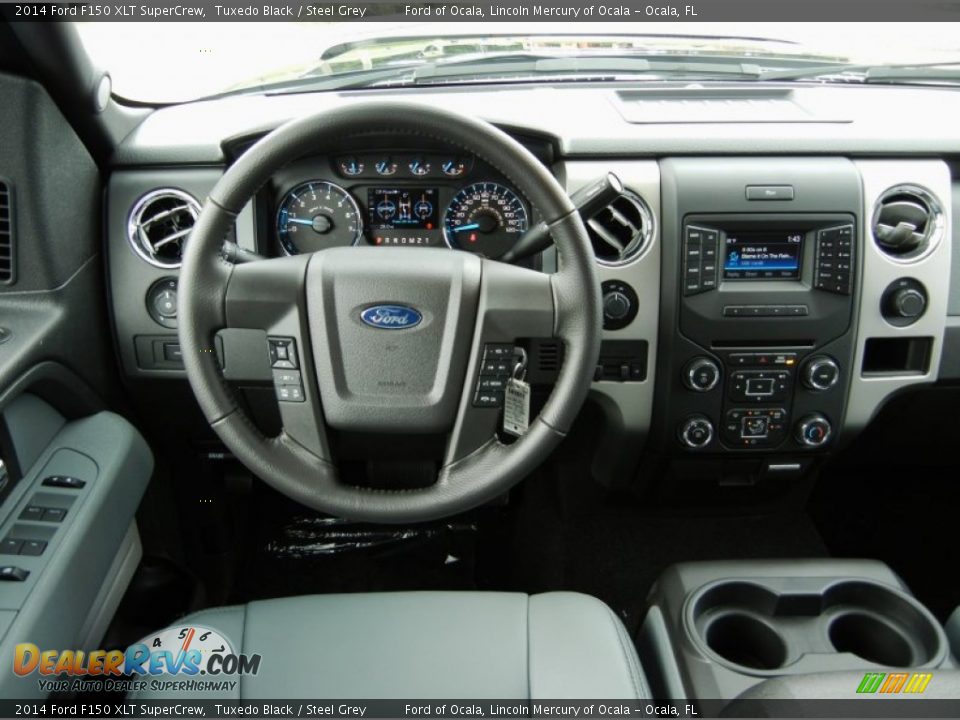 Dashboard of 2014 Ford F150 XLT SuperCrew Photo #8