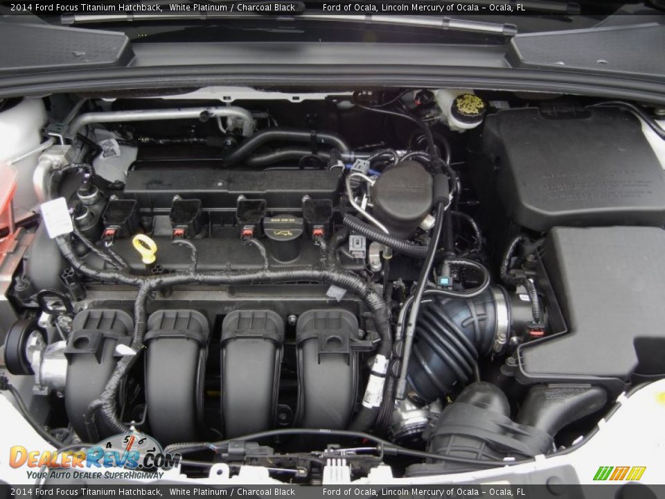 2014 Ford Focus Titanium Hatchback White Platinum / Charcoal Black Photo #12