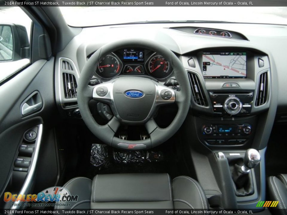 Dashboard of 2014 Ford Focus ST Hatchback Photo #9