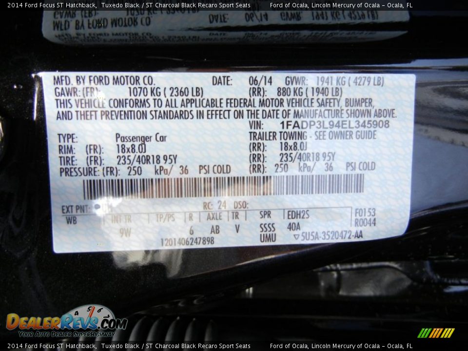 2014 Ford Focus ST Hatchback Tuxedo Black / ST Charcoal Black Recaro Sport Seats Photo #14