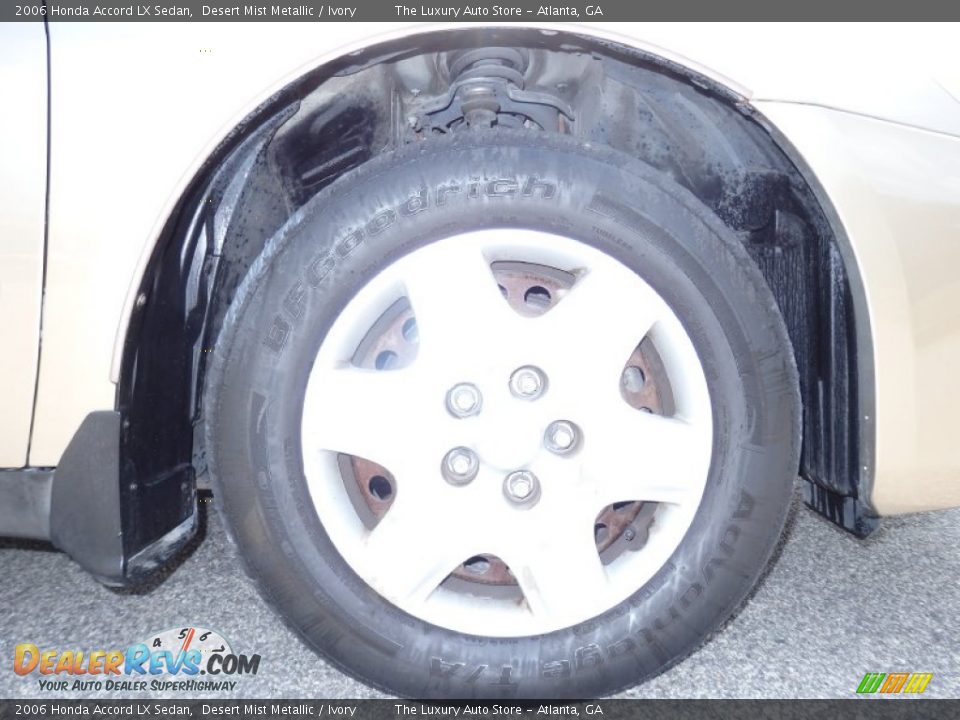 2006 Honda Accord LX Sedan Desert Mist Metallic / Ivory Photo #6