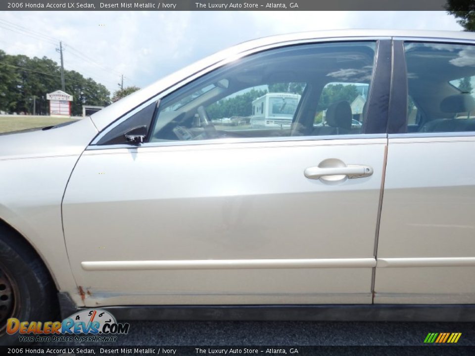 2006 Honda Accord LX Sedan Desert Mist Metallic / Ivory Photo #10