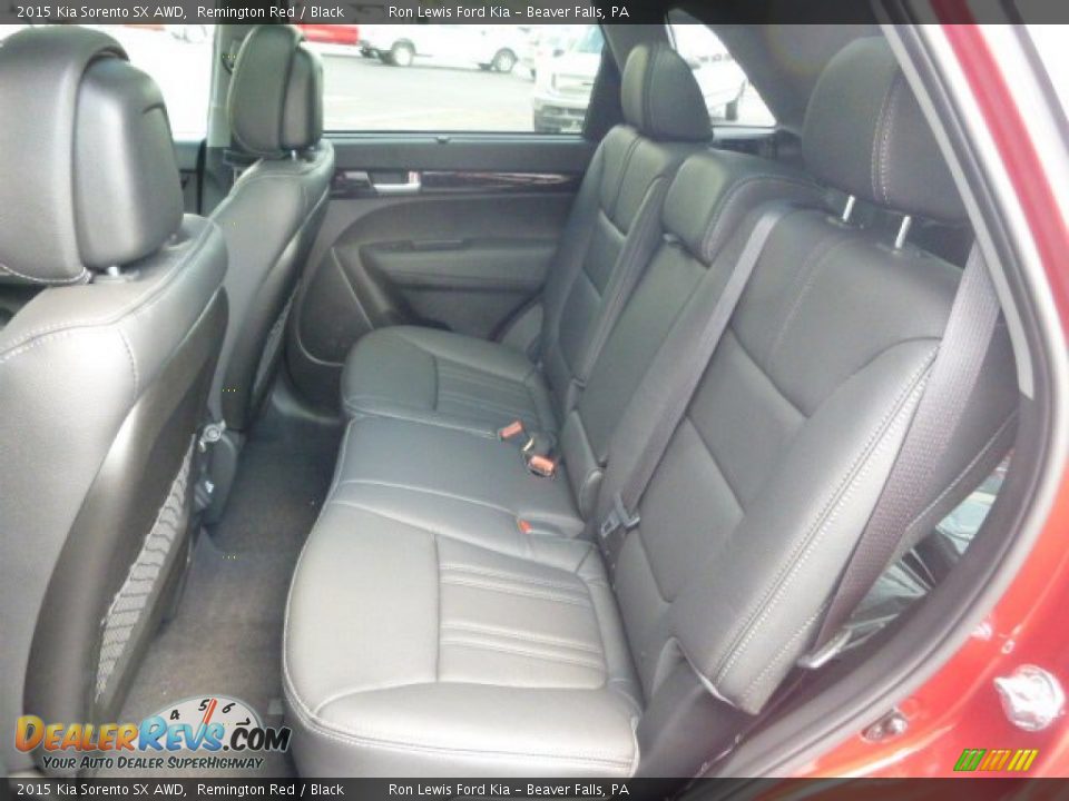 Rear Seat of 2015 Kia Sorento SX AWD Photo #11