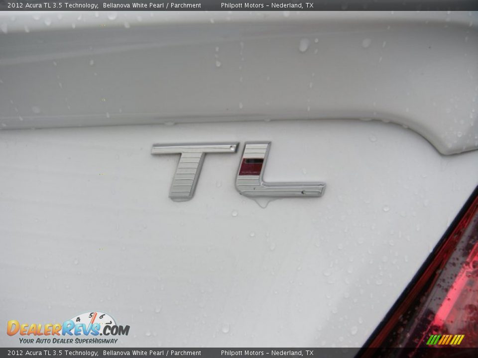 2012 Acura TL 3.5 Technology Bellanova White Pearl / Parchment Photo #17