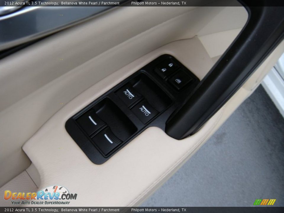 2012 Acura TL 3.5 Technology Bellanova White Pearl / Parchment Photo #31