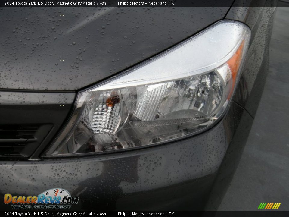2014 Toyota Yaris L 5 Door Magnetic Gray Metallic / Ash Photo #9