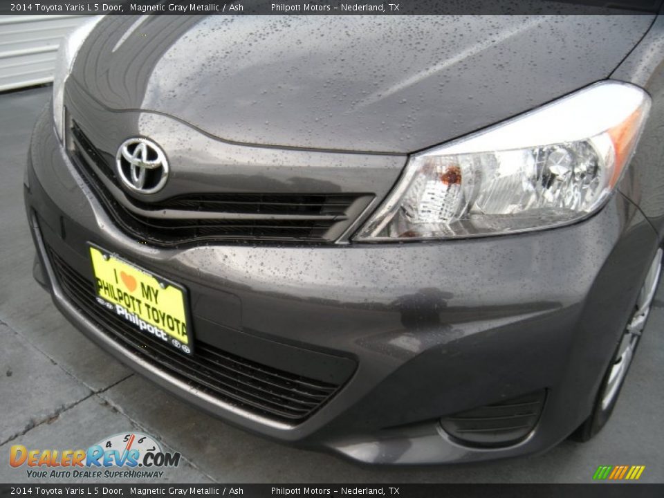 2014 Toyota Yaris L 5 Door Magnetic Gray Metallic / Ash Photo #10