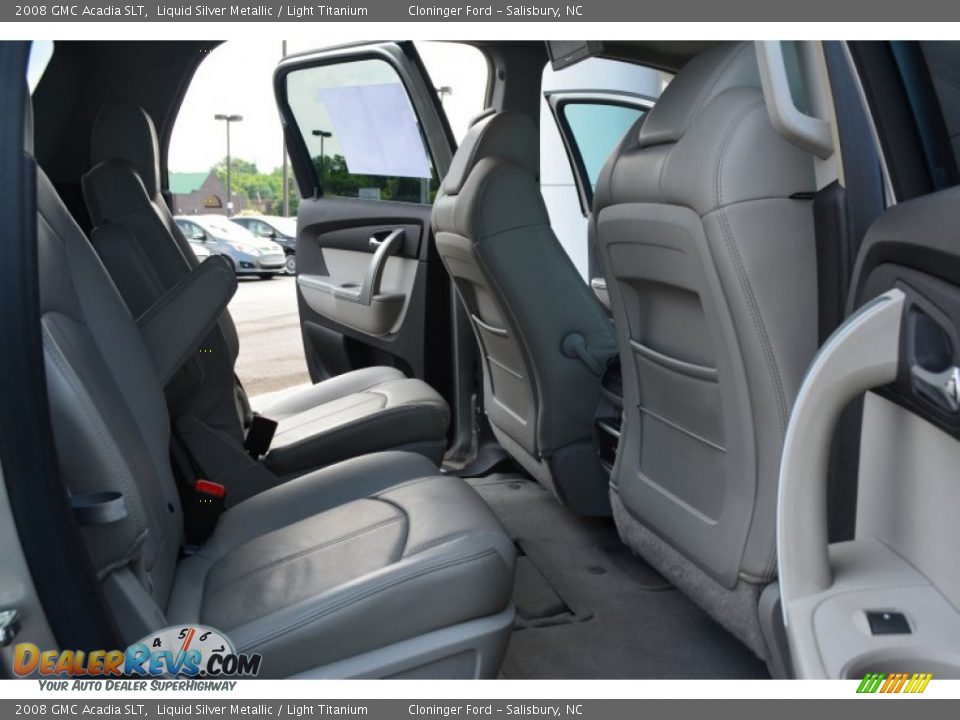 2008 GMC Acadia SLT Liquid Silver Metallic / Light Titanium Photo #16