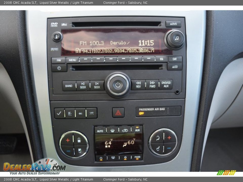 Controls of 2008 GMC Acadia SLT Photo #25