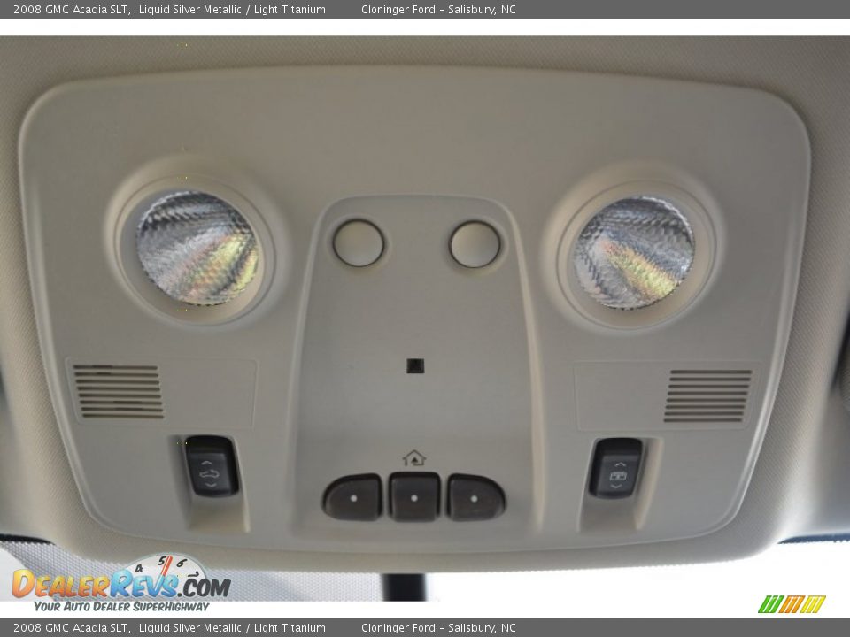 2008 GMC Acadia SLT Liquid Silver Metallic / Light Titanium Photo #29