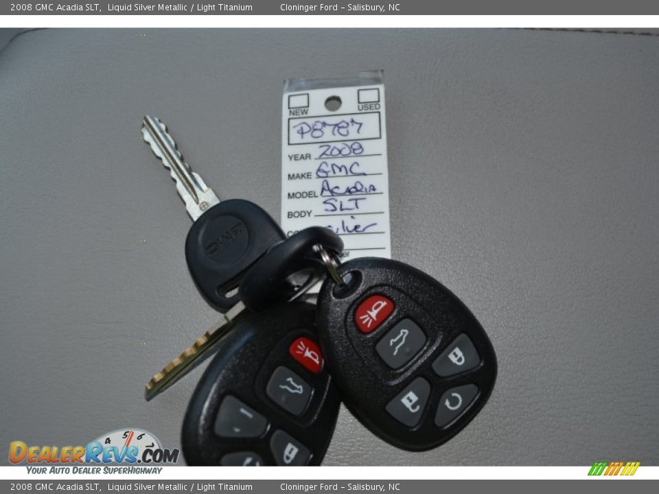 2008 GMC Acadia SLT Liquid Silver Metallic / Light Titanium Photo #35