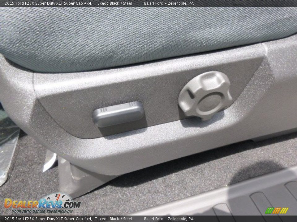 2015 Ford F250 Super Duty XLT Super Cab 4x4 Tuxedo Black / Steel Photo #15