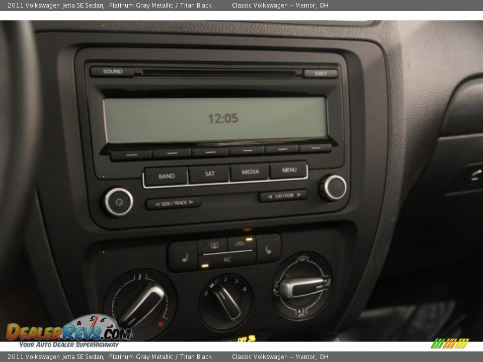 2011 Volkswagen Jetta SE Sedan Platinum Gray Metallic / Titan Black Photo #8