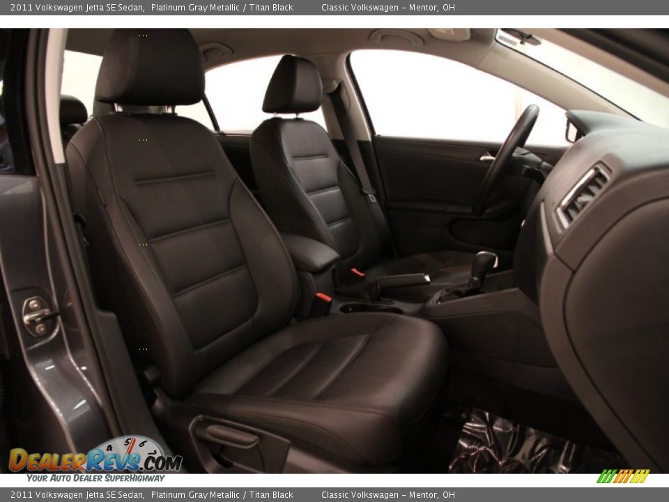 2011 Volkswagen Jetta SE Sedan Platinum Gray Metallic / Titan Black Photo #11