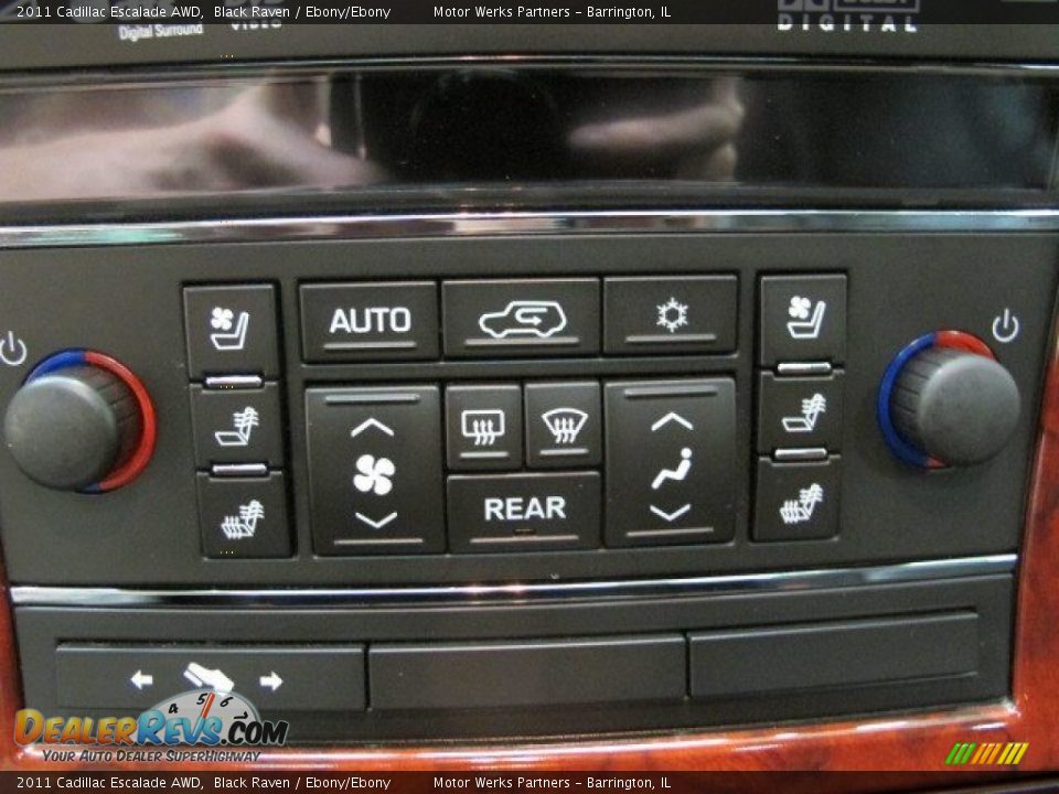 2011 Cadillac Escalade AWD Black Raven / Ebony/Ebony Photo #32