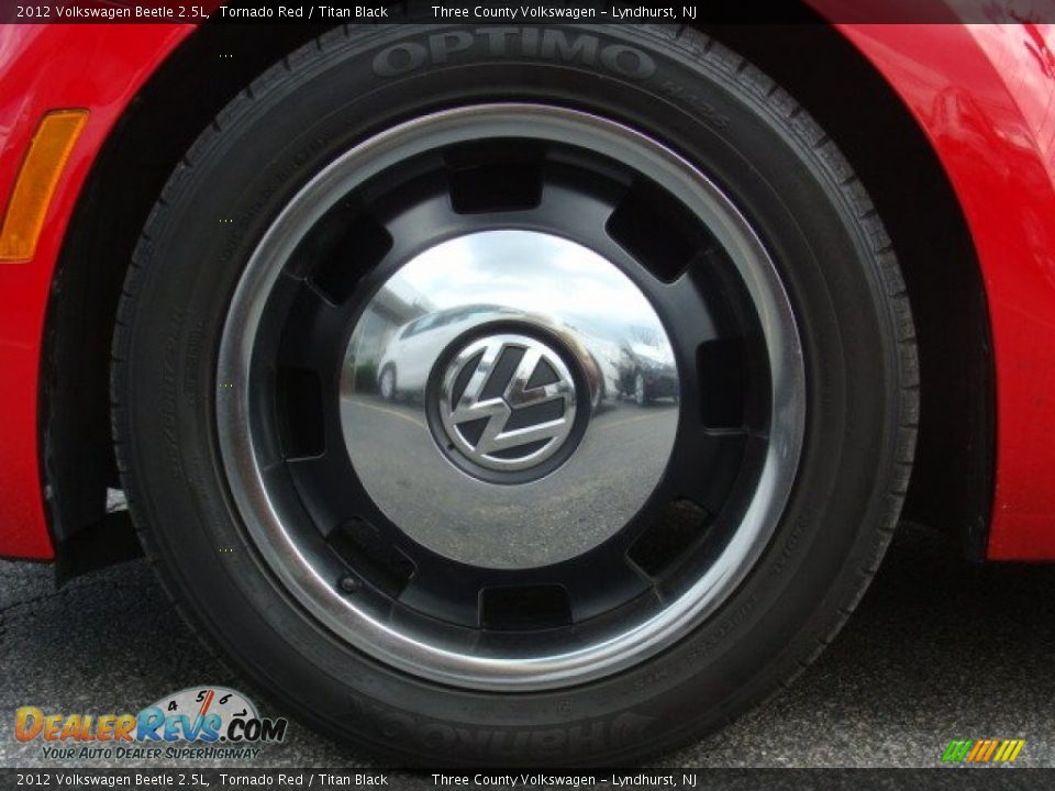 2012 Volkswagen Beetle 2.5L Tornado Red / Titan Black Photo #15