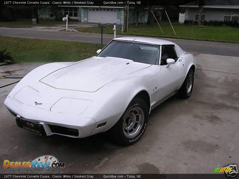 1977 Chevrolet Corvette Coupe Classic White / Smoked Gray Photo #1
