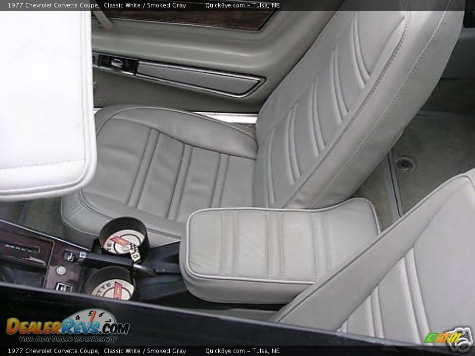 1977 Chevrolet Corvette Coupe Classic White / Smoked Gray Photo #9