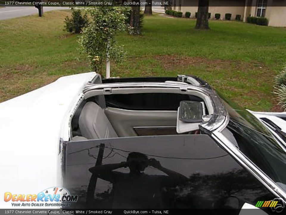 1977 Chevrolet Corvette Coupe Classic White / Smoked Gray Photo #11