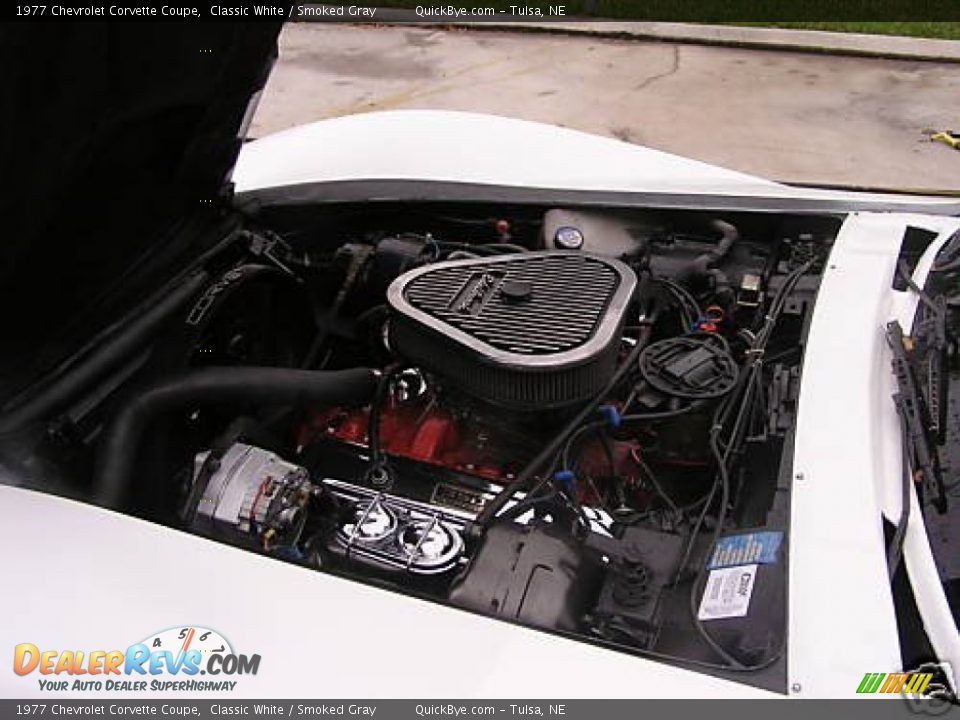 1977 Chevrolet Corvette Coupe Classic White / Smoked Gray Photo #13