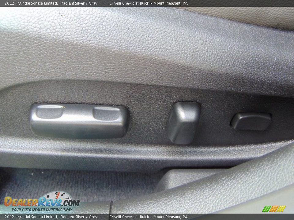 2012 Hyundai Sonata Limited Radiant Silver / Gray Photo #17