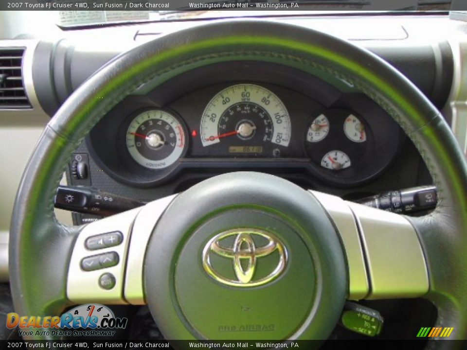 2007 Toyota FJ Cruiser 4WD Sun Fusion / Dark Charcoal Photo #16