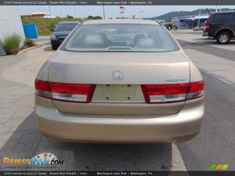 2004 Honda Accord LX Sedan Desert Mist Metallic / Ivory Photo #8