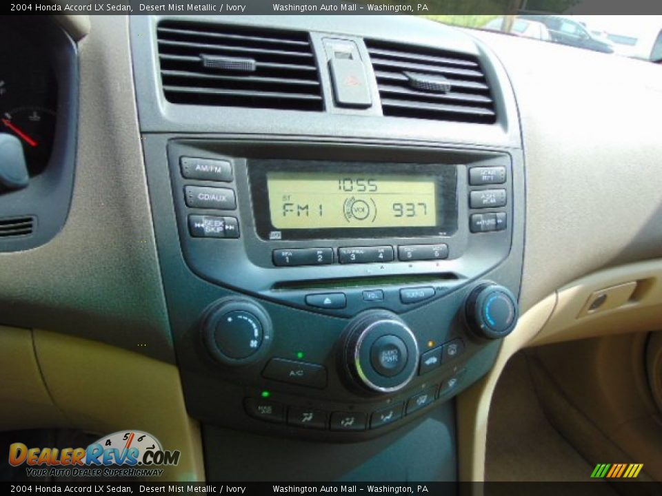 2004 Honda Accord LX Sedan Desert Mist Metallic / Ivory Photo #14